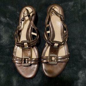 Sofft brown patent leather sling back sandal